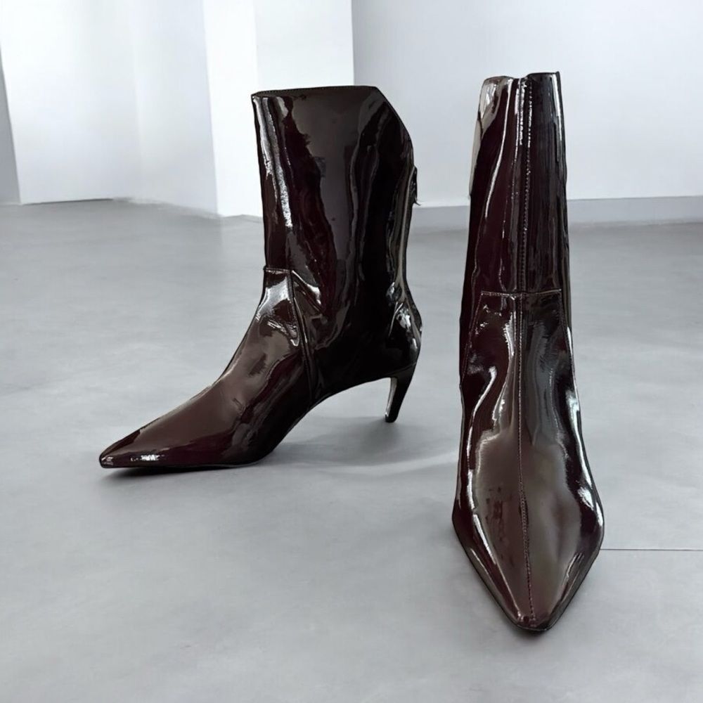 Vince Camuto Quindele Patent Leather Ankle Boots Petit Sirah Burgundy 7.5M NWT